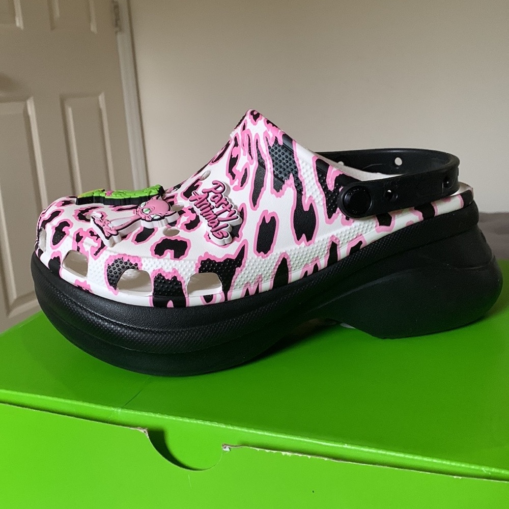 CROCS bae party animals - Picture 7 of 9